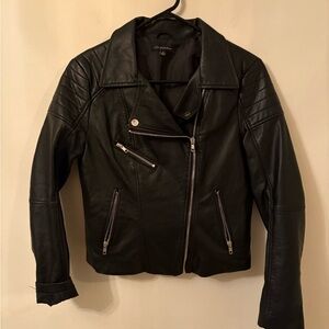 Shine Star Women’s Faux Leather Jacket-Zippers Excellent Condtion-Sz Medium